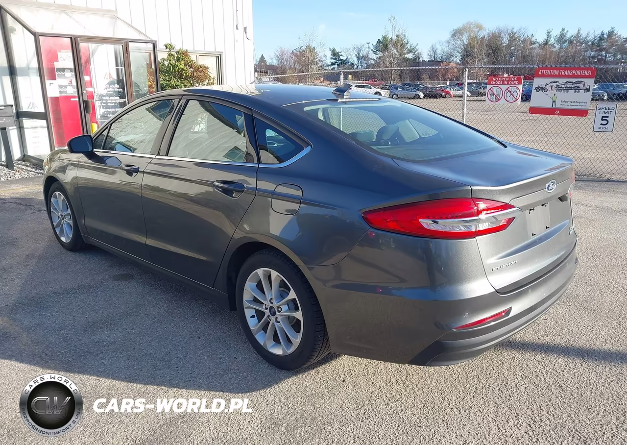 2020 Ford Fusion Hybrid Se VIN:3FA6P0LU7LR264945 - 3