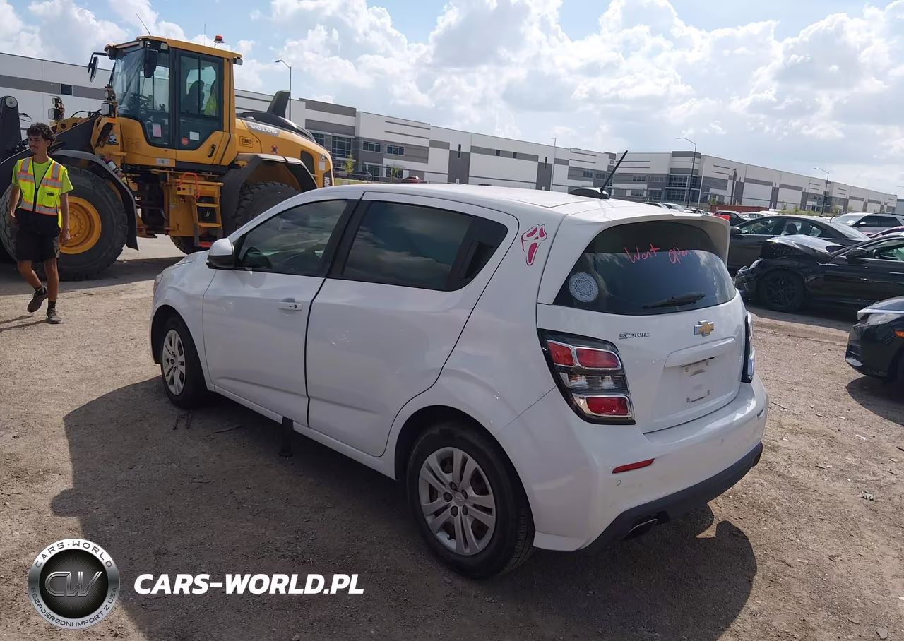 2019 Chevrolet Sonic Lt Auto VIN:1G1JG6SBXK4113783 - 3