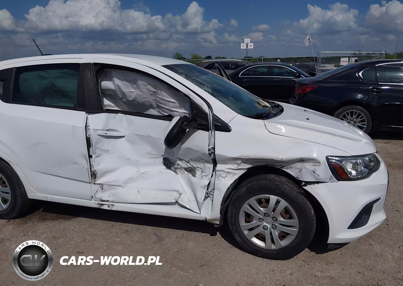 2019 Chevrolet Sonic Lt Auto VIN:1G1JG6SBXK4113783 - 5