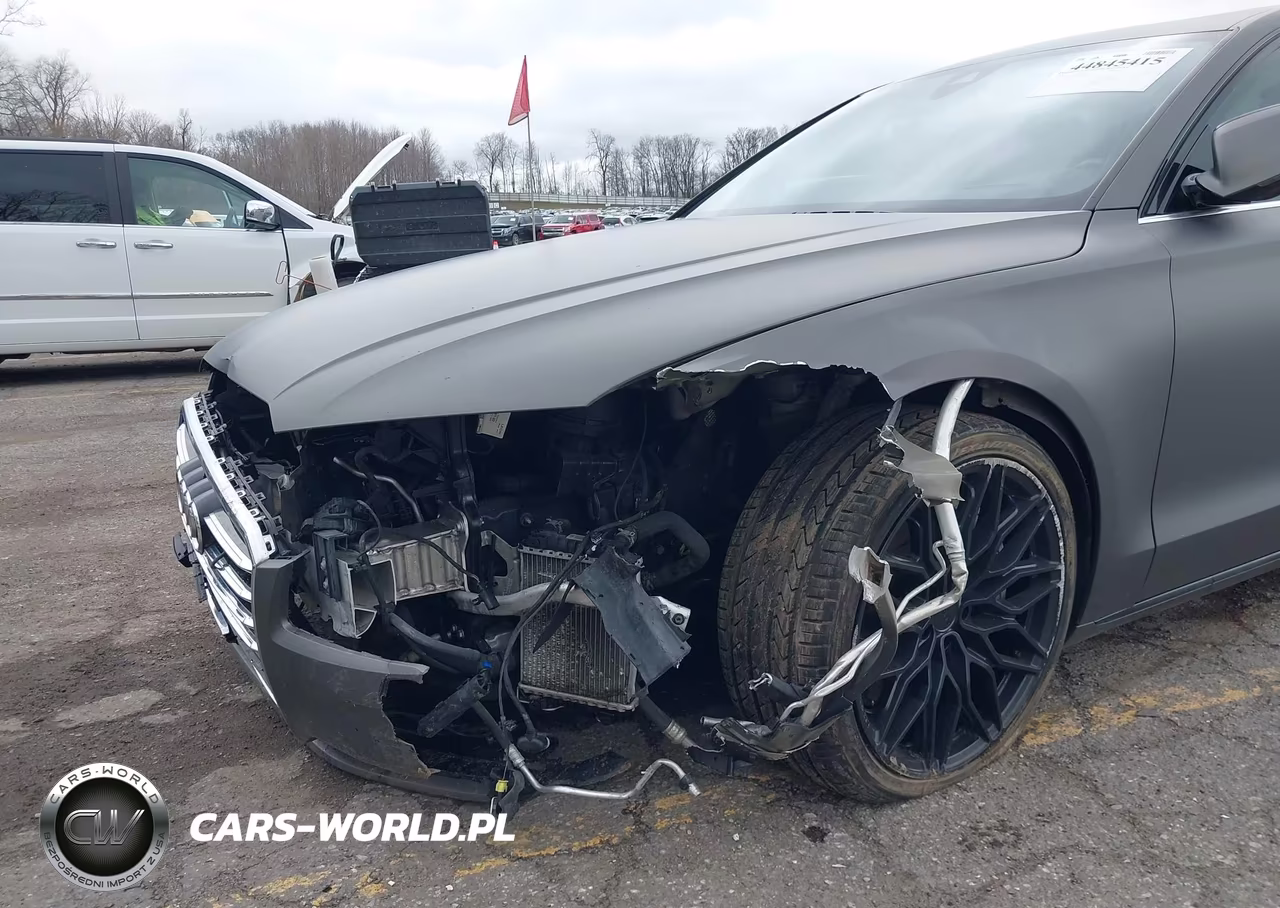 2015 Audi A8 L 3.0T VIN:WAU3GAFD6FN024465 - 6