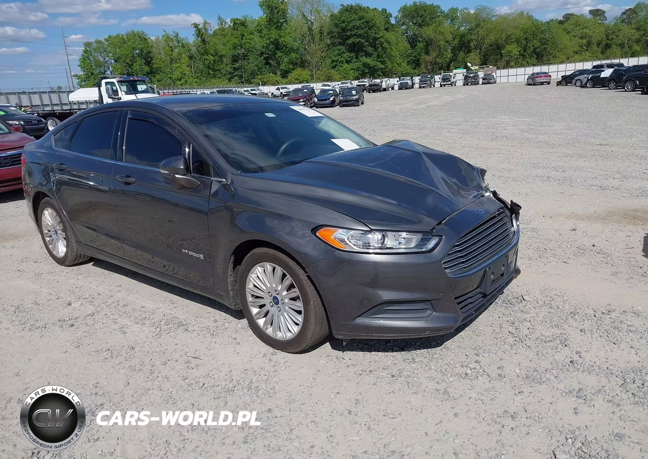 2016 Ford Fusion Hybrid Se – zdjęcie 1 z 16