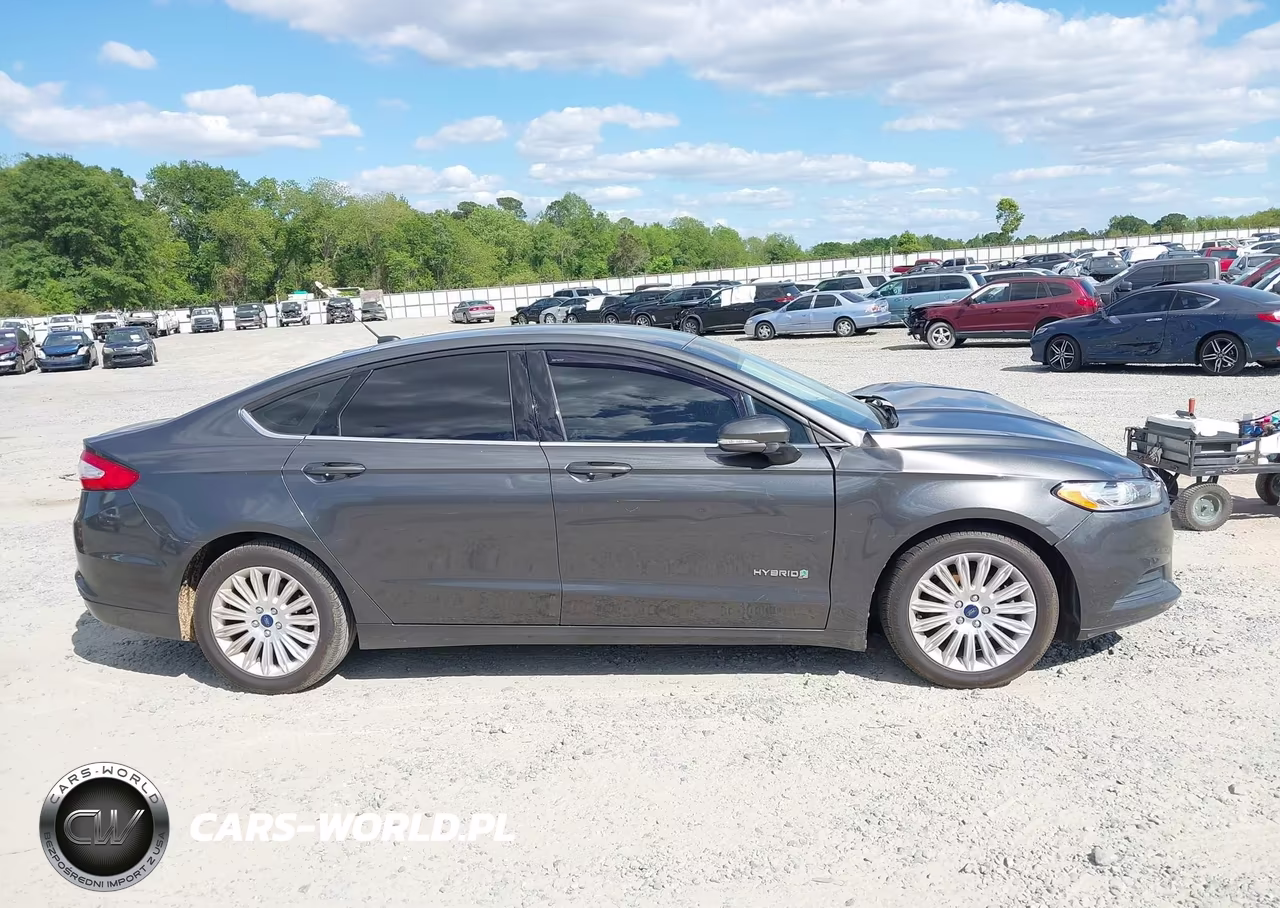 2016 Ford Fusion Hybrid Se VIN:3FA6P0LU9GR189204 - 13