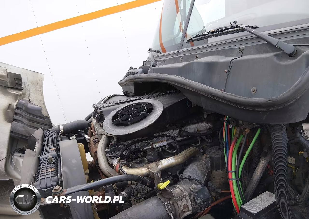 2013 Freightliner Cascadia 113 VIN:1FUJGBDV8DLBW4081 - 9