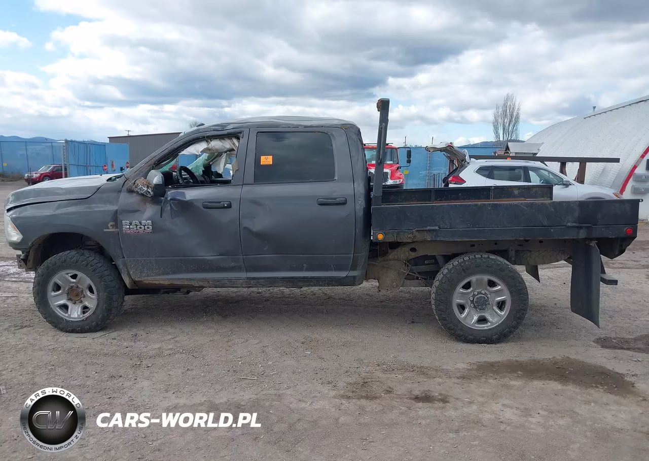 2018 Ram 2500 Tradesman 4X4 6'4 Box VIN:3C6UR5CL3JG315065 - 14
