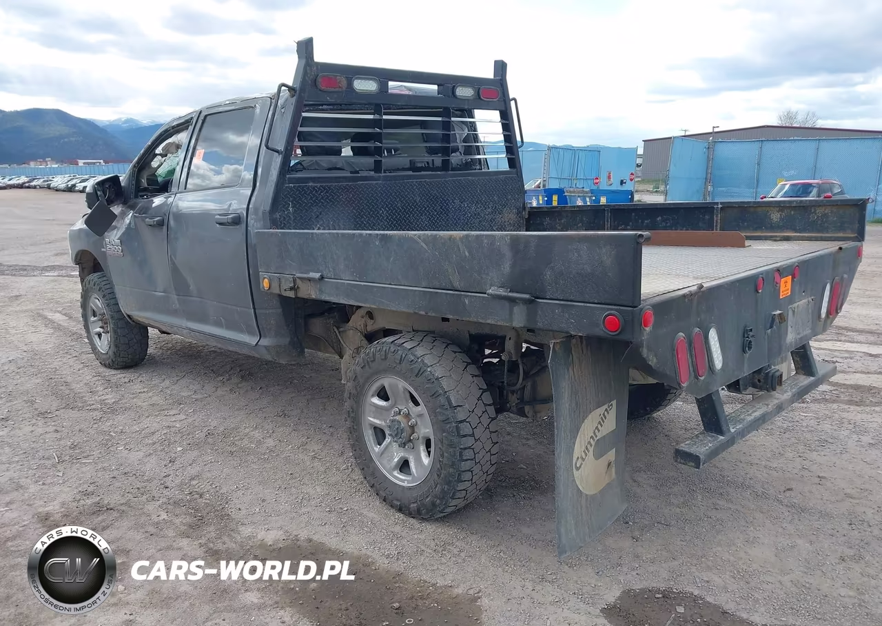 2018 Ram 2500 Tradesman 4X4 6'4 Box VIN:3C6UR5CL3JG315065 - 3