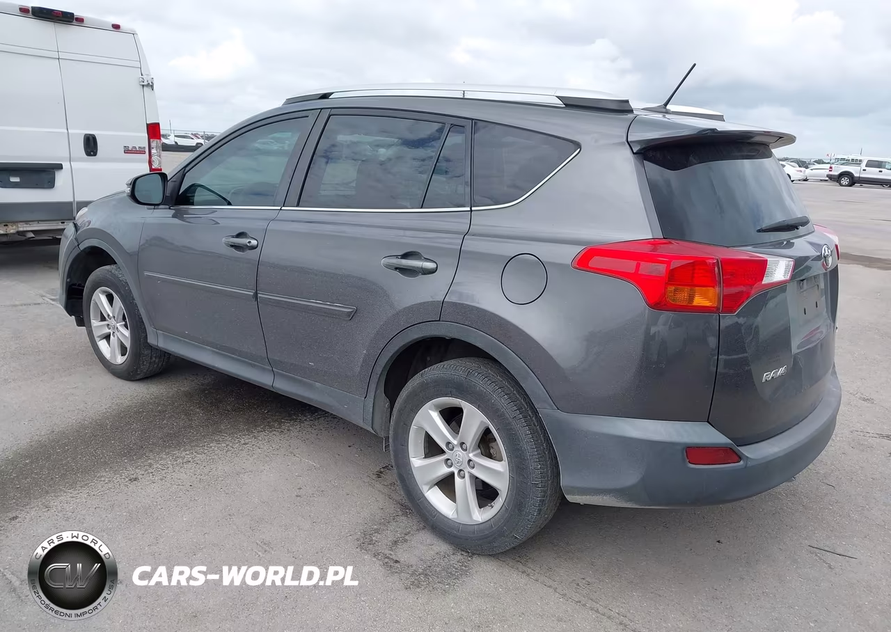 2013 Toyota Rav4 Xle VIN:2T3WFREV4DW058051 - 3