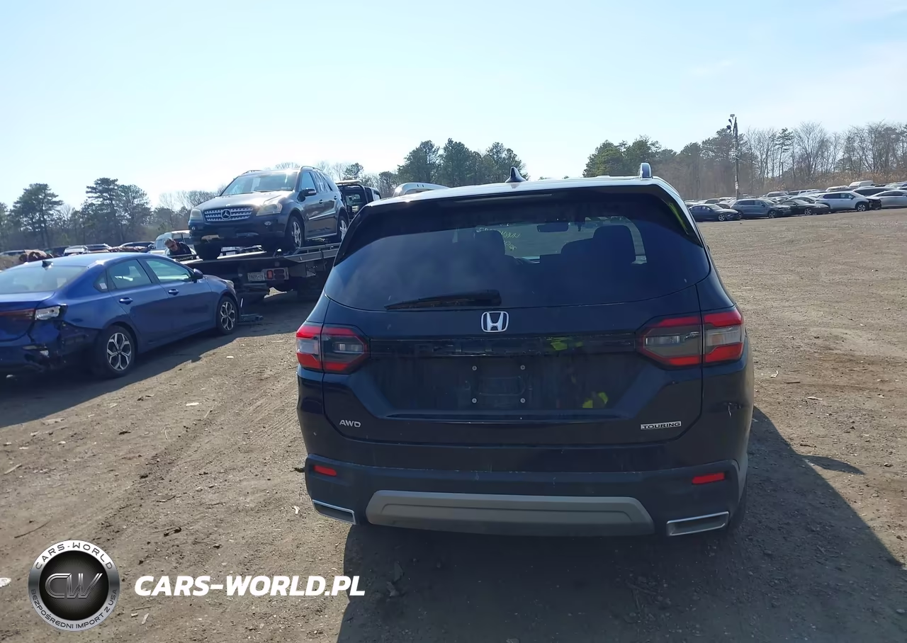 2025 Honda Pilot Touring VIN:5FNYG1H77SB004704 - 16