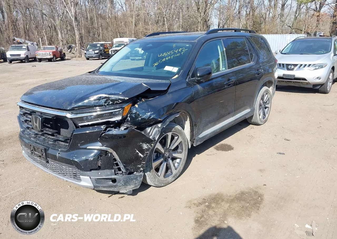 2025 Honda Pilot Touring VIN:5FNYG1H77SB004704 - 2