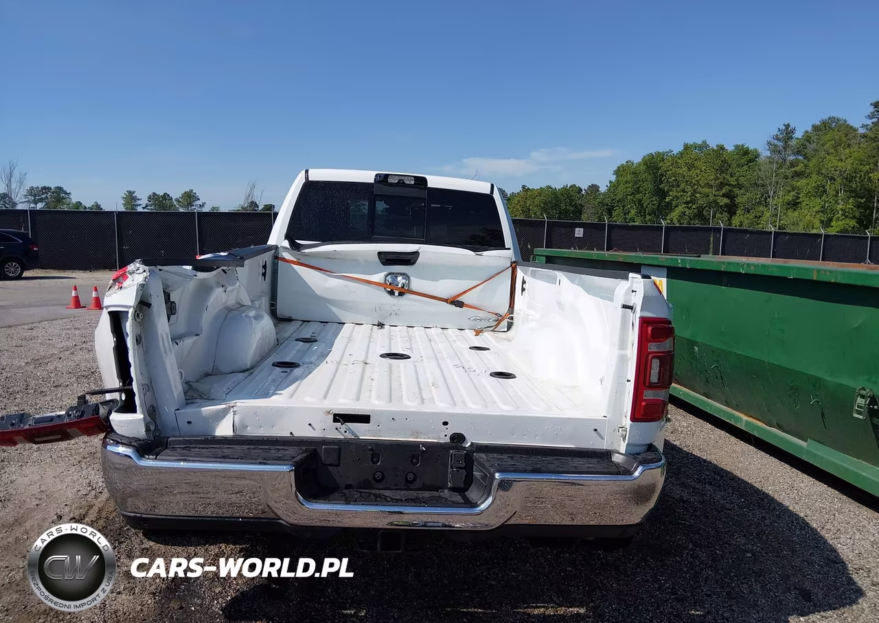 2024 Ram 3500 Tradesman 4X4 8' Box VIN:3C63RRGL9RG350170 - 18