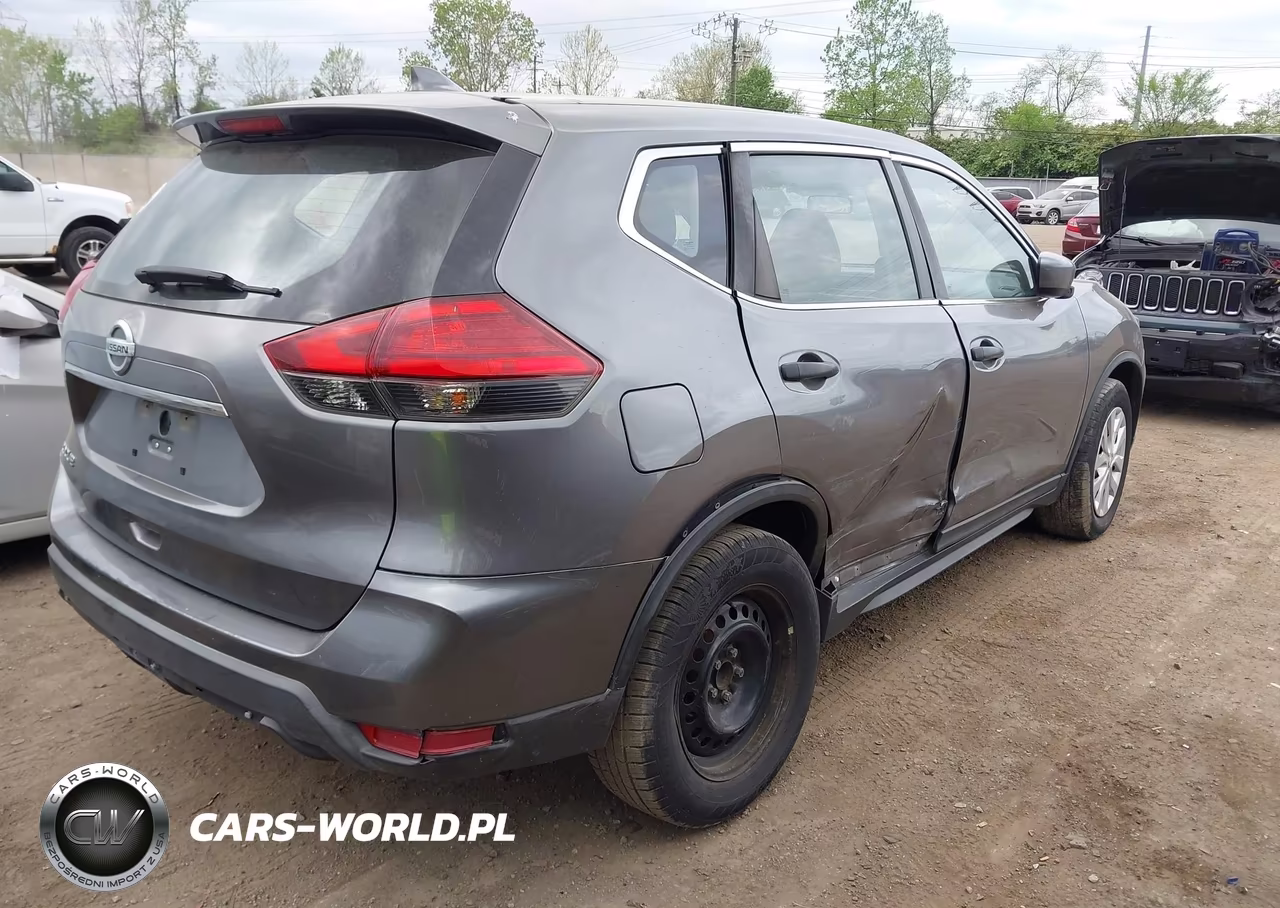 2017 Nissan Rogue S VIN:KNMAT2MT5HP553242 - 4