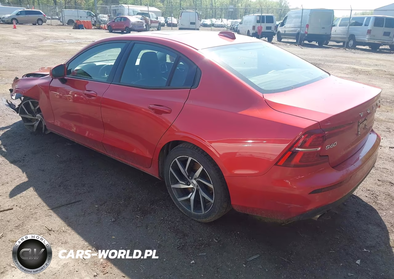 2019 Volvo S60 T6 Momentum VIN:7JRA22TK9KG002431 - 3