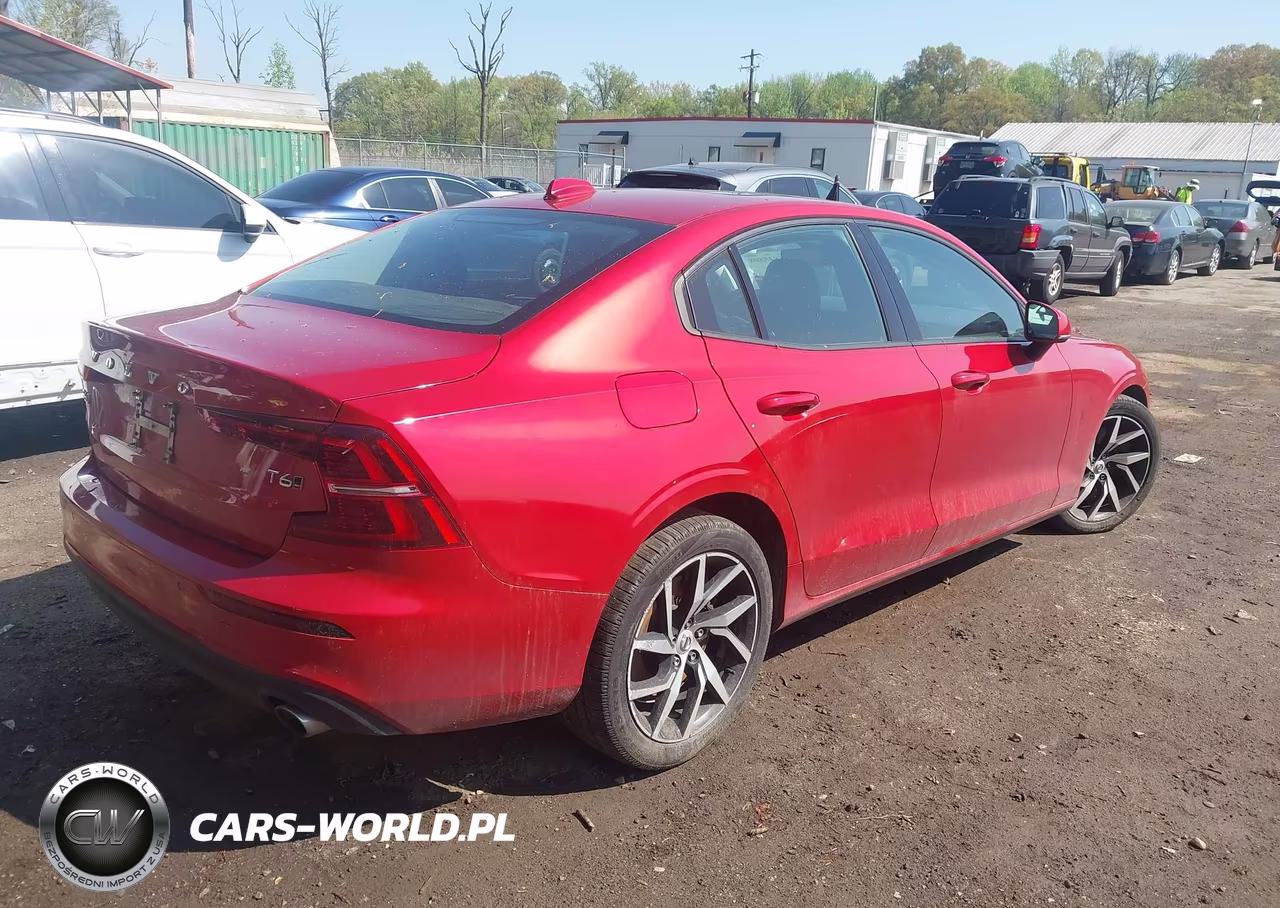 2019 Volvo S60 T6 Momentum VIN:7JRA22TK9KG002431 - 4