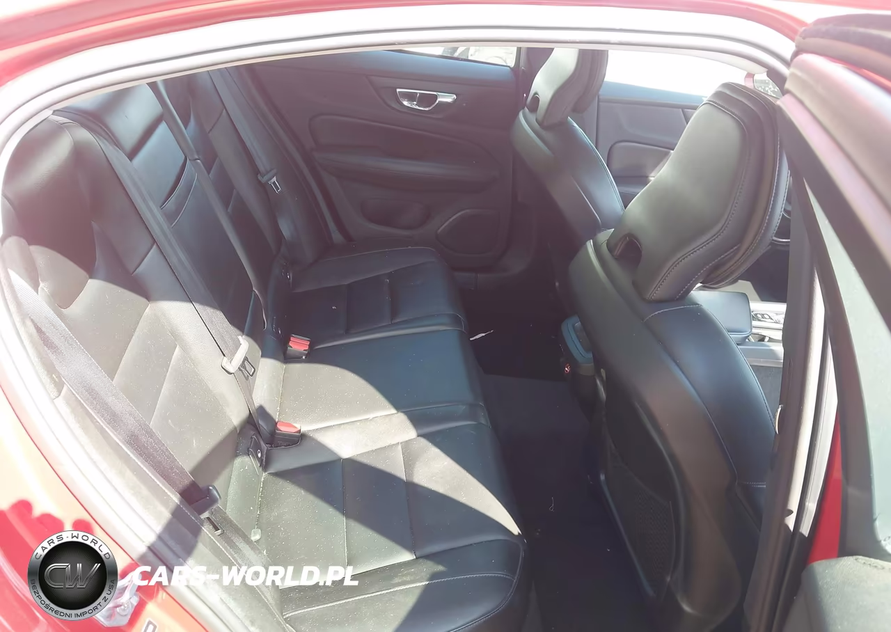 2019 Volvo S60 T6 Momentum VIN:7JRA22TK9KG002431 - 8