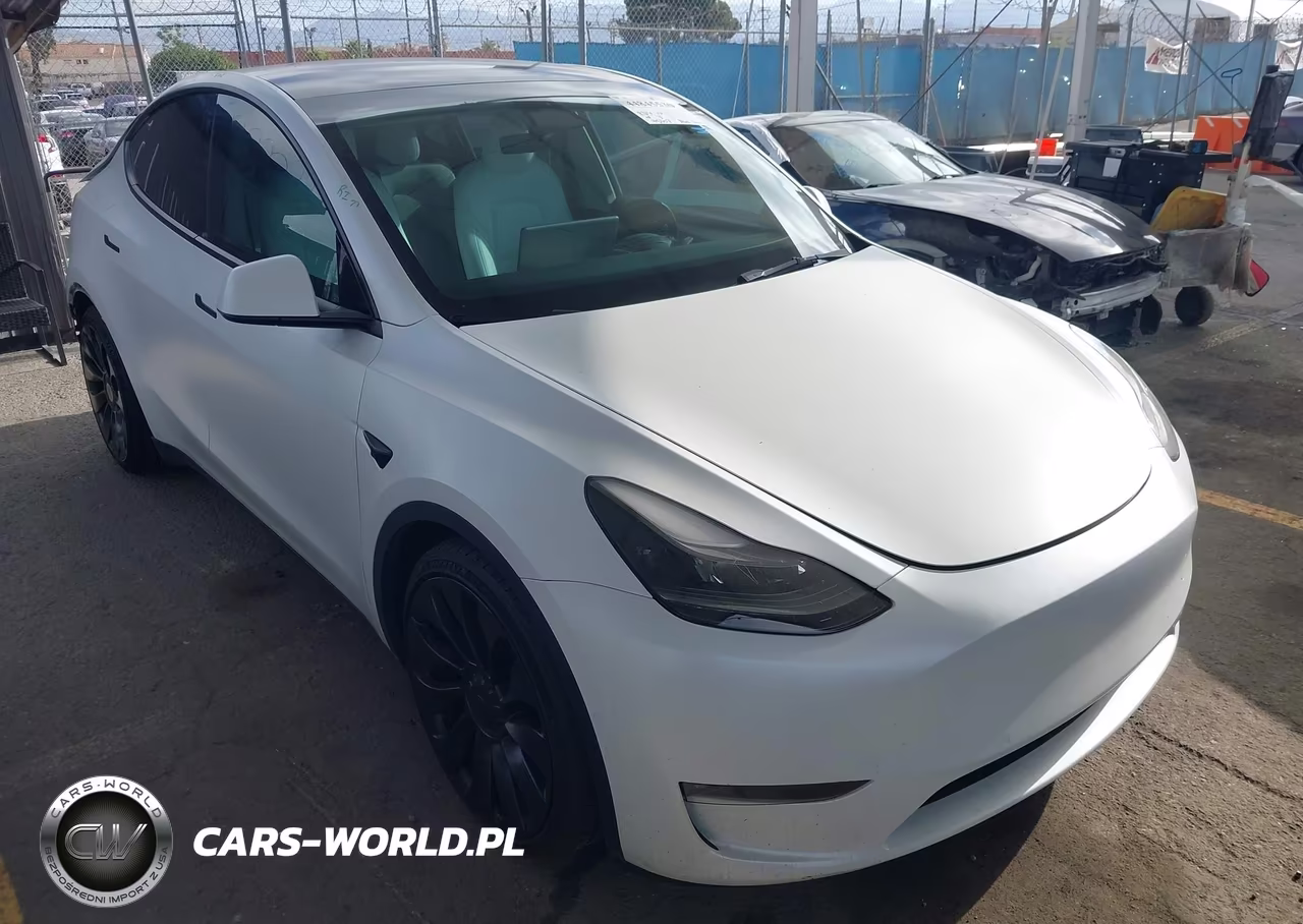 2022 Tesla Model Y Performance Dual Motor All-Wheel Drive – zdjęcie 1 z 21