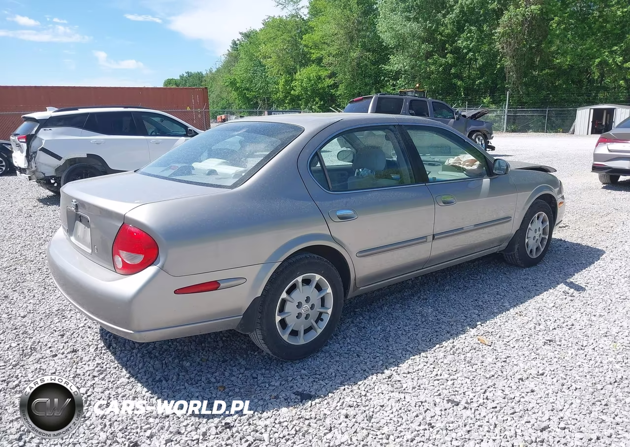 2001 Nissan Maxima Gxe VIN:JN1CA31D81T824683 - 4