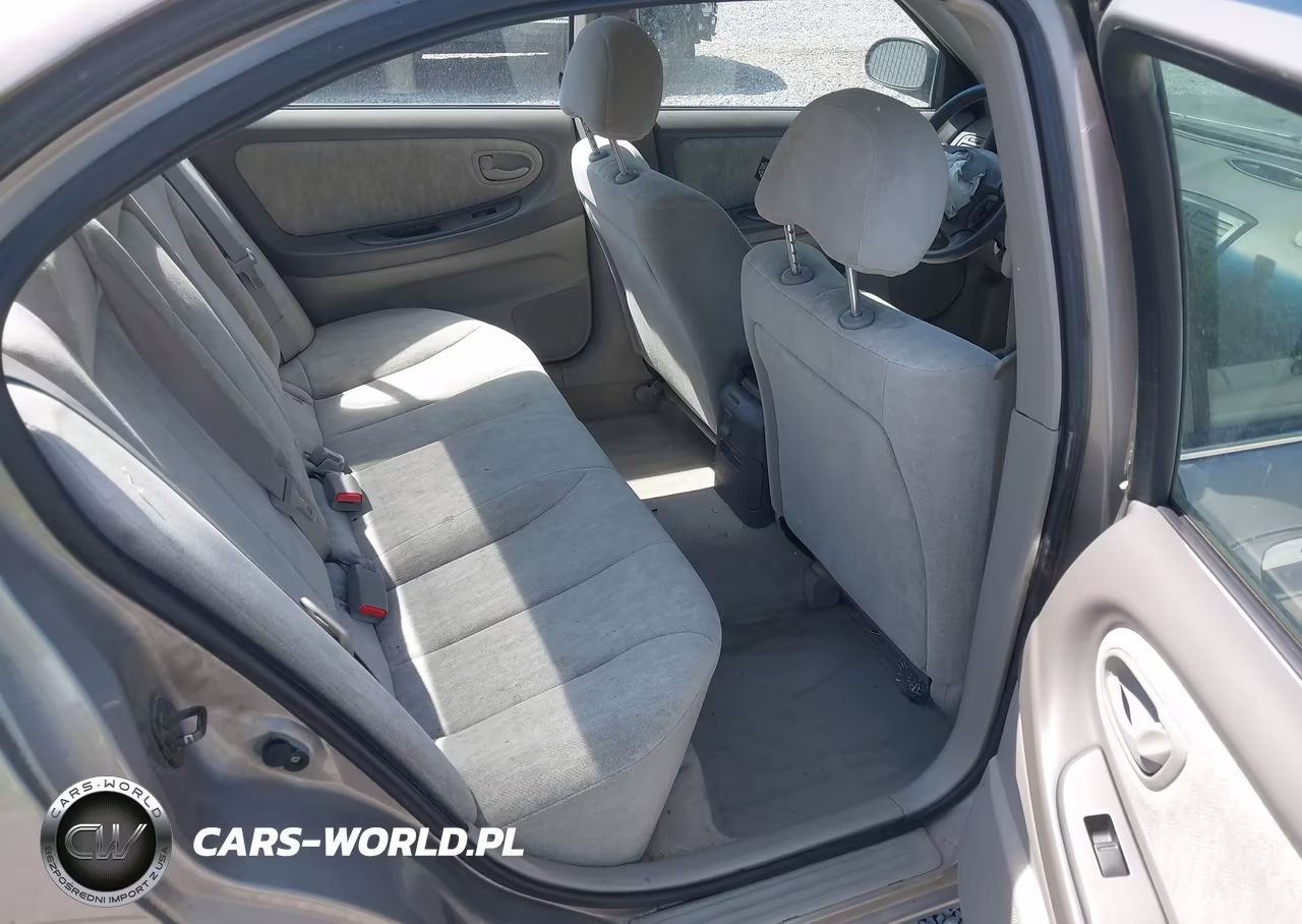 2001 Nissan Maxima Gxe VIN:JN1CA31D81T824683 - 8