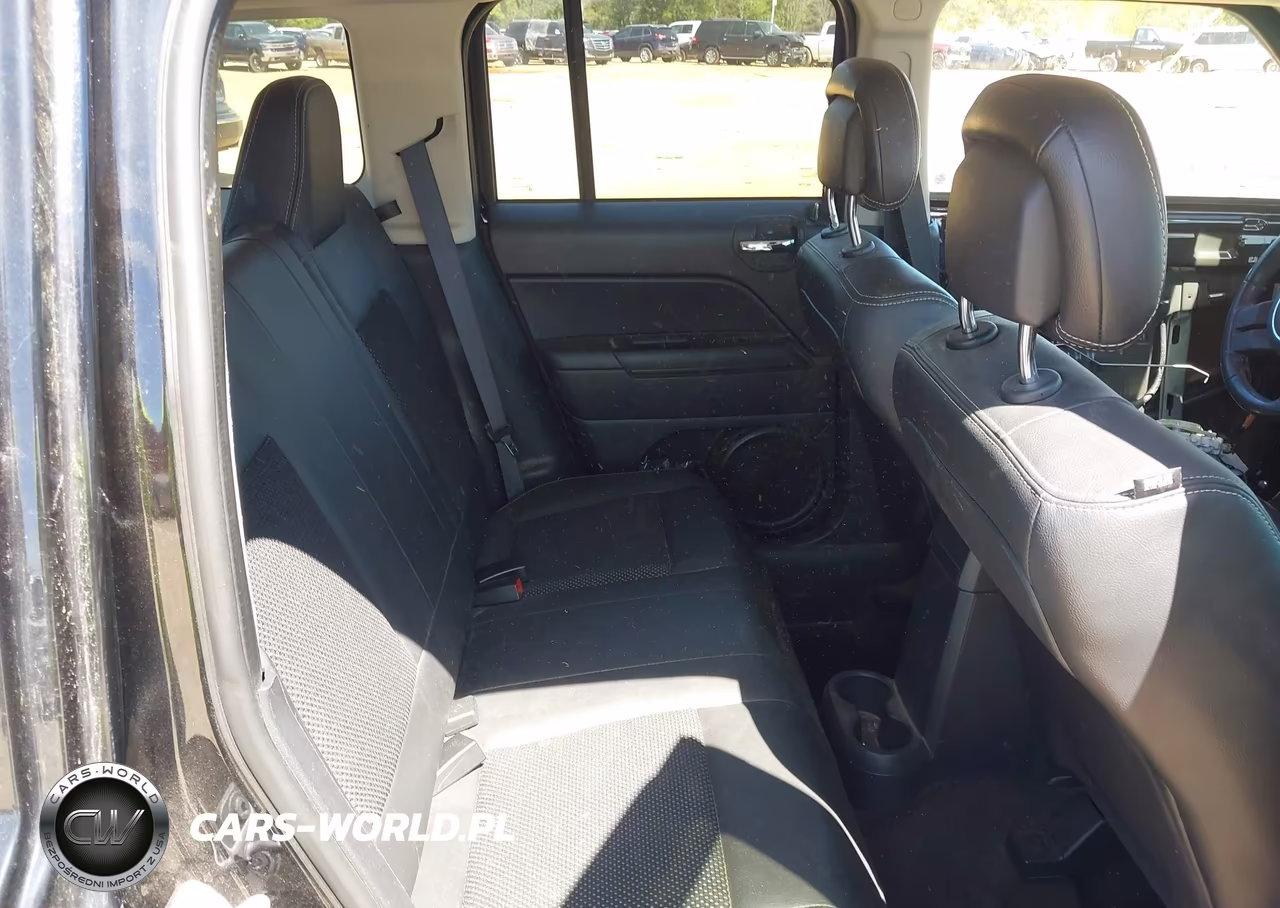 2016 Jeep Patriot Sport Se VIN:1C4NJRBB3GD618700 - 8
