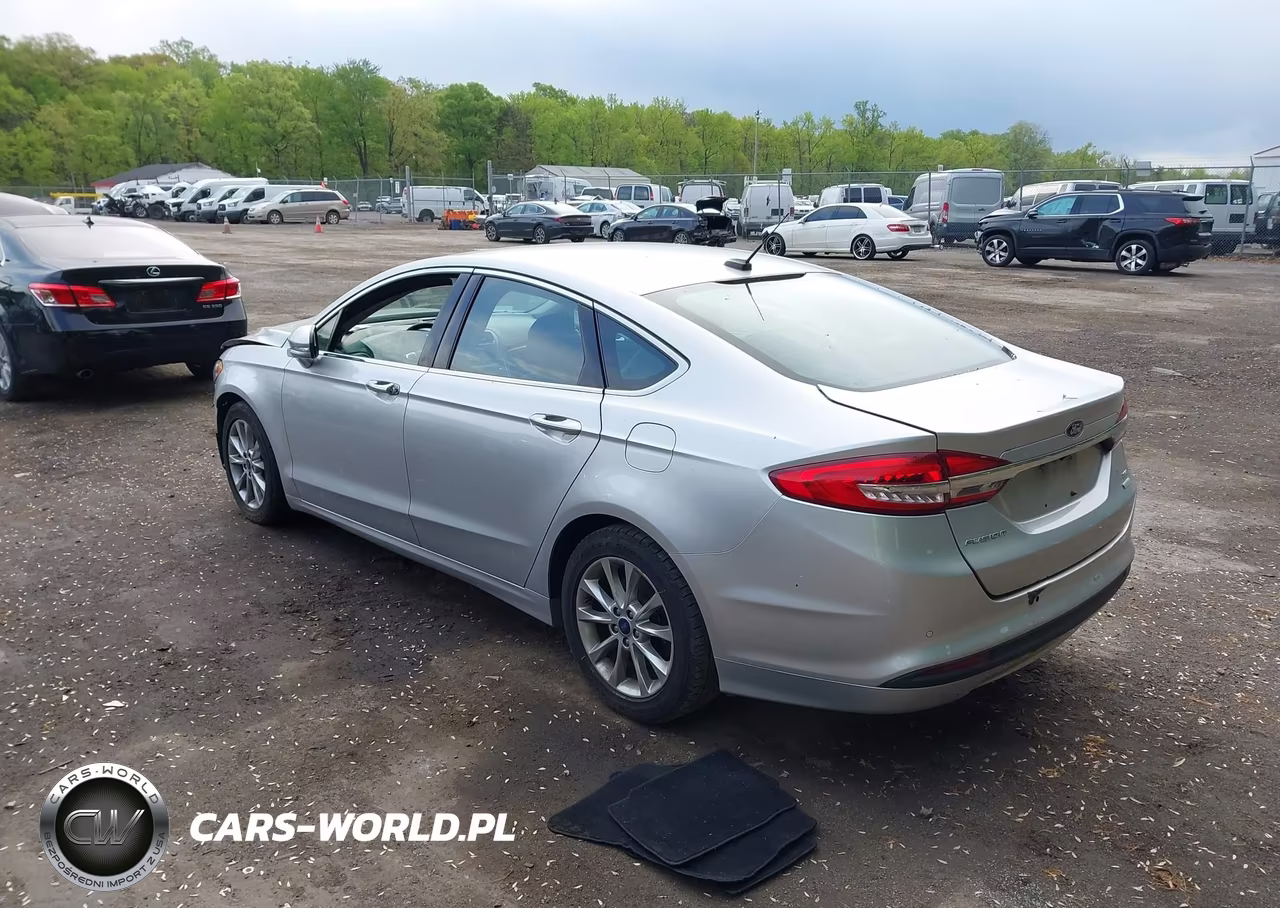 2017 Ford Fusion Se VIN:3FA6P0HD8HR251427 - 3