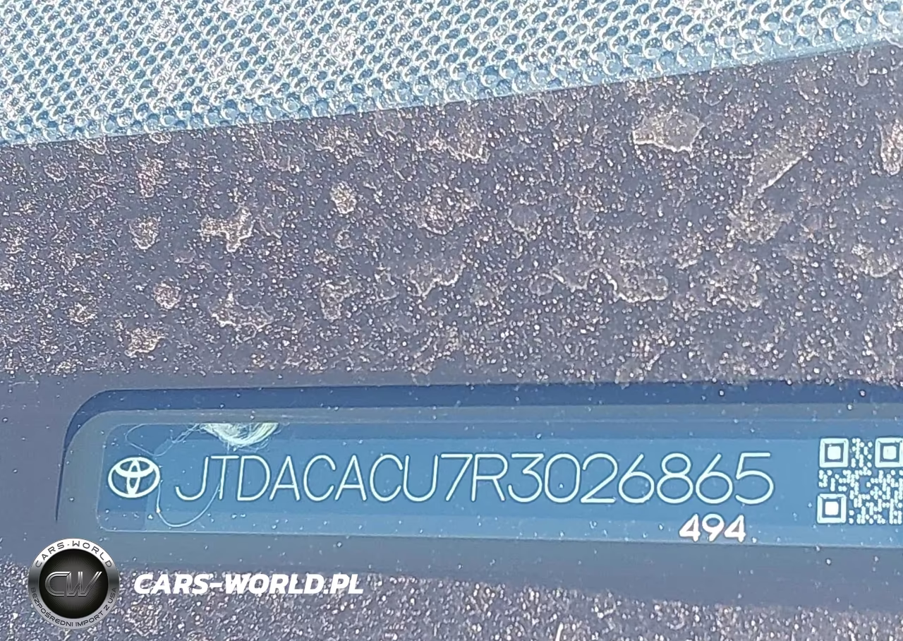 2024 Toyota Prius Prime Xse VIN:JTDACACU7R3026865 - 9