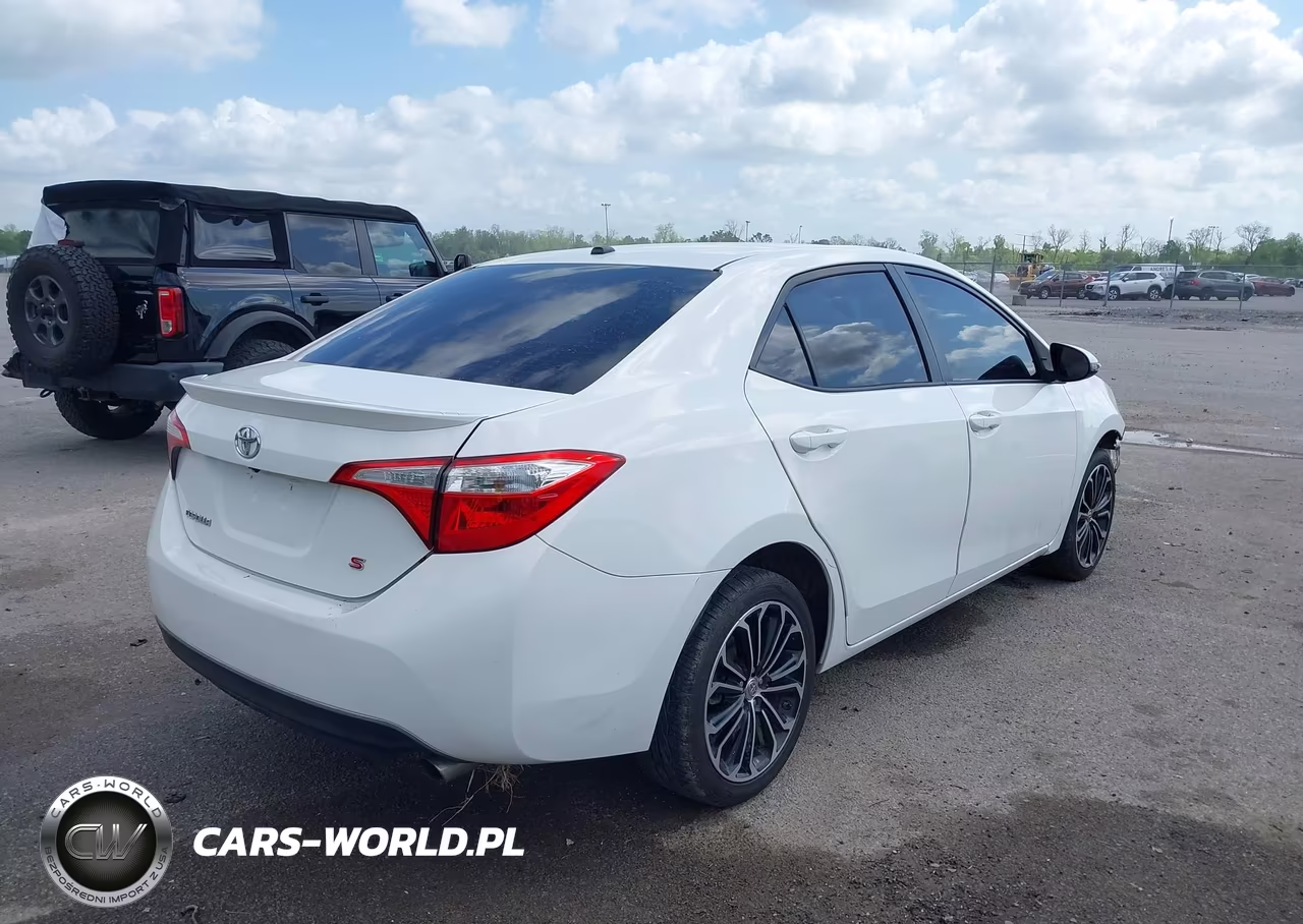 2016 Toyota Corolla S Plus VIN:5YFBURHE5GP490839 - 4
