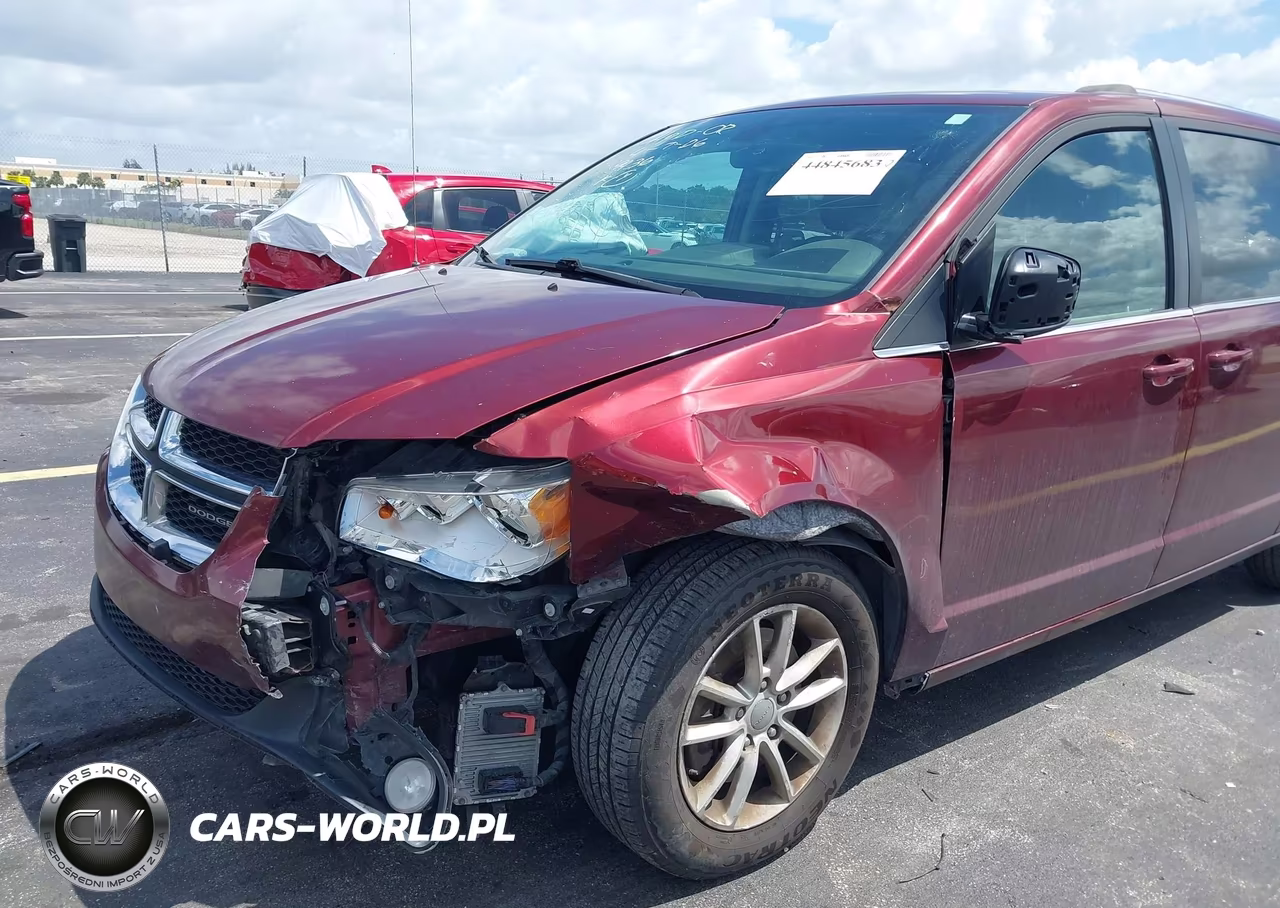 2018 Dodge Grand Caravan Sxt VIN:2C4RDGCG8JR259436 - 6