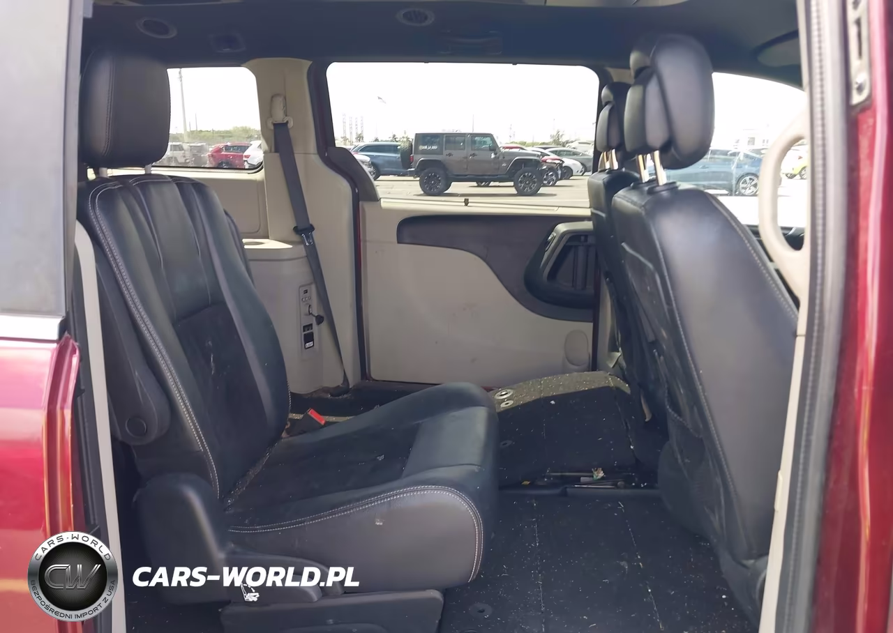 2018 Dodge Grand Caravan Sxt VIN:2C4RDGCG8JR259436 - 8