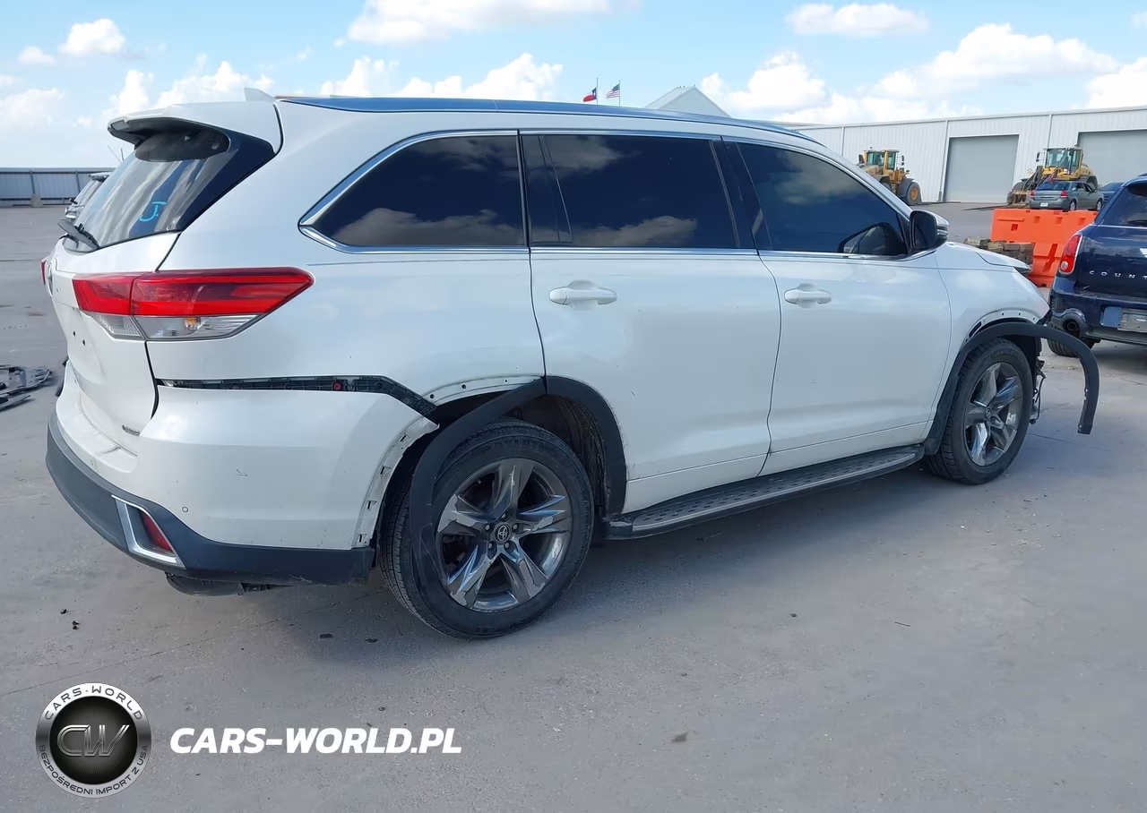 2017 Toyota Highlander Limited Platinum VIN:5TDYZRFH2HS218279 - 4