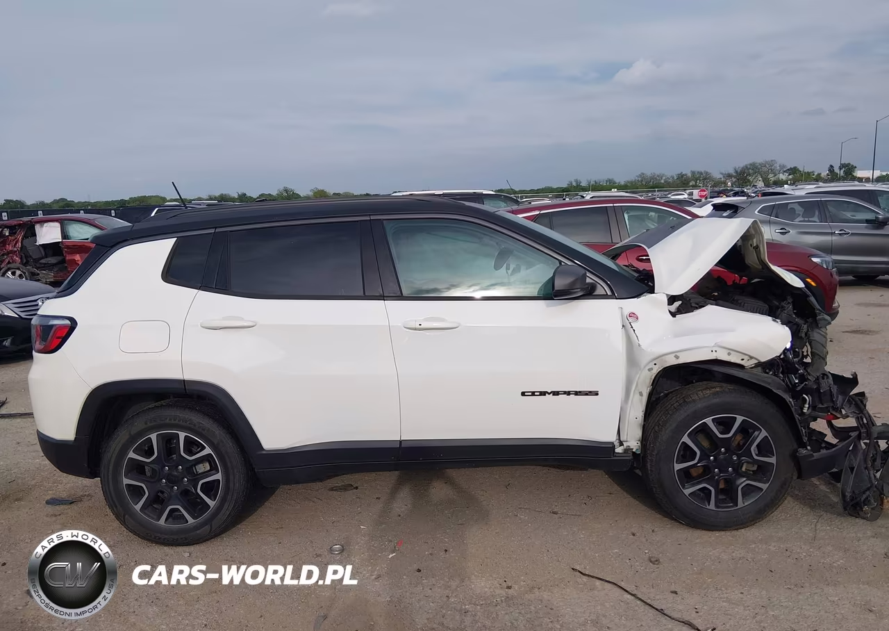 2019 Jeep Compass Trailhawk 4X4 VIN:3C4NJDDBXKT740098 - 13
