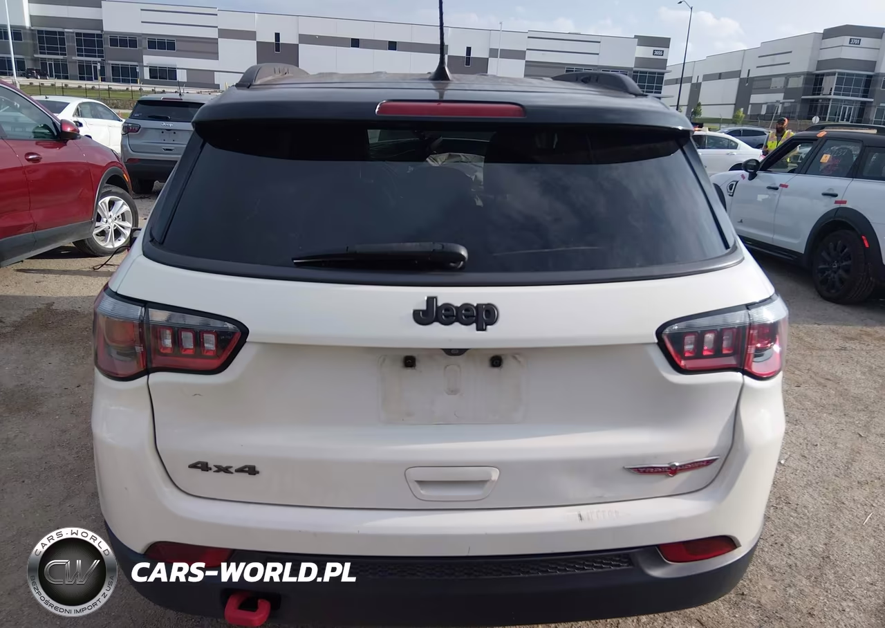 2019 Jeep Compass Trailhawk 4X4 VIN:3C4NJDDBXKT740098 - 16