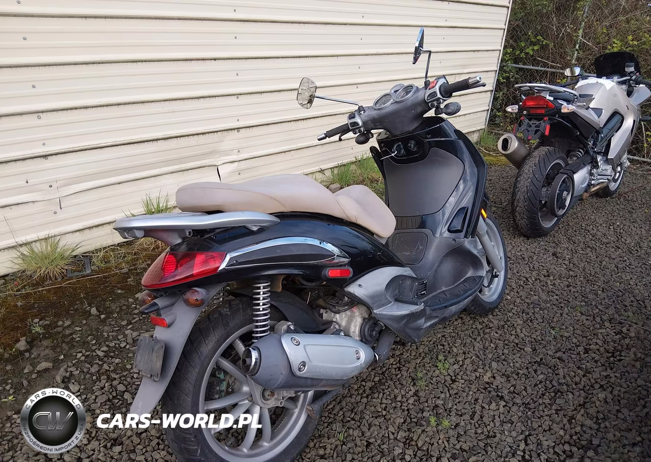 2007 Piaggio Bv 250 VIN:ZAPM289L575101747 - 4