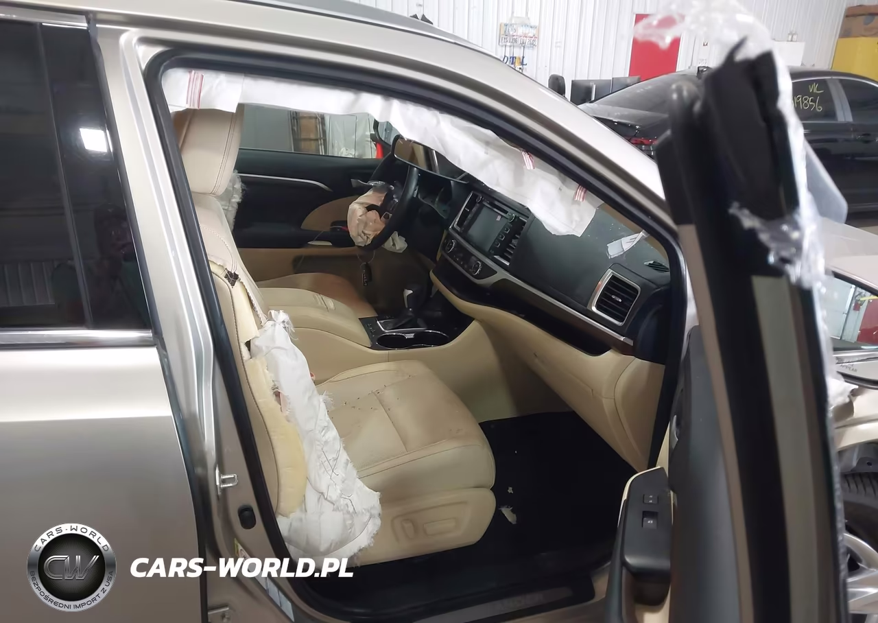 2015 Toyota Highlander Hybrid Limited Platinum V6 VIN:5TDDCRFH1FS008835 - 5