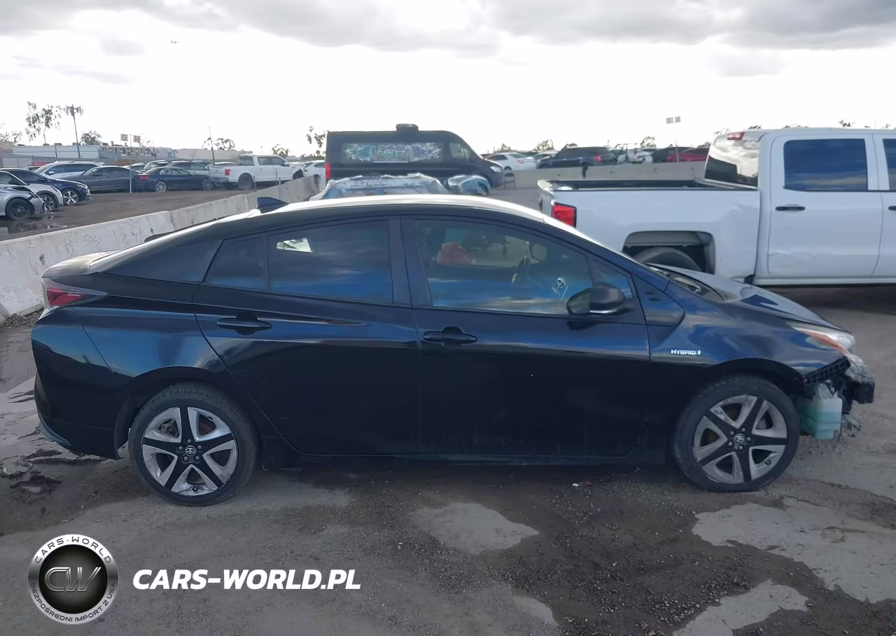 2016 Toyota Prius Three Touring VIN:JTDKARFU5G3007751 - 14