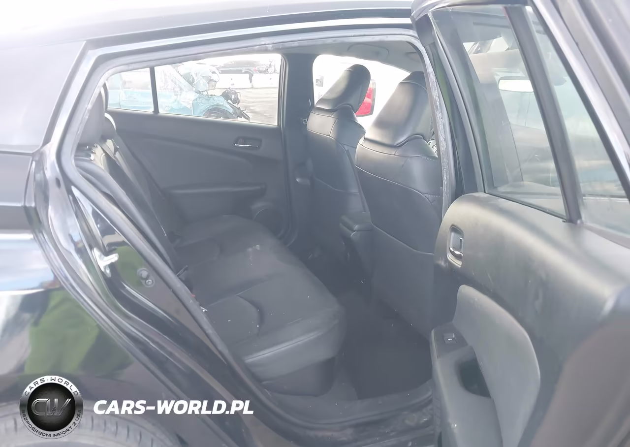 2016 Toyota Prius Three Touring VIN:JTDKARFU5G3007751 - 8