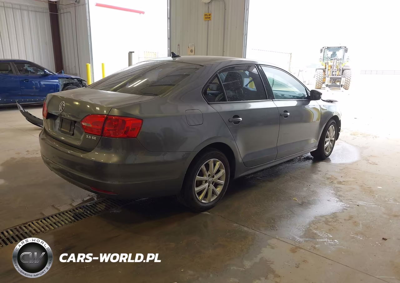 2011 Volkswagen Jetta 2.5L Se VIN:3VWDZ7AJ0BM380803 - 4