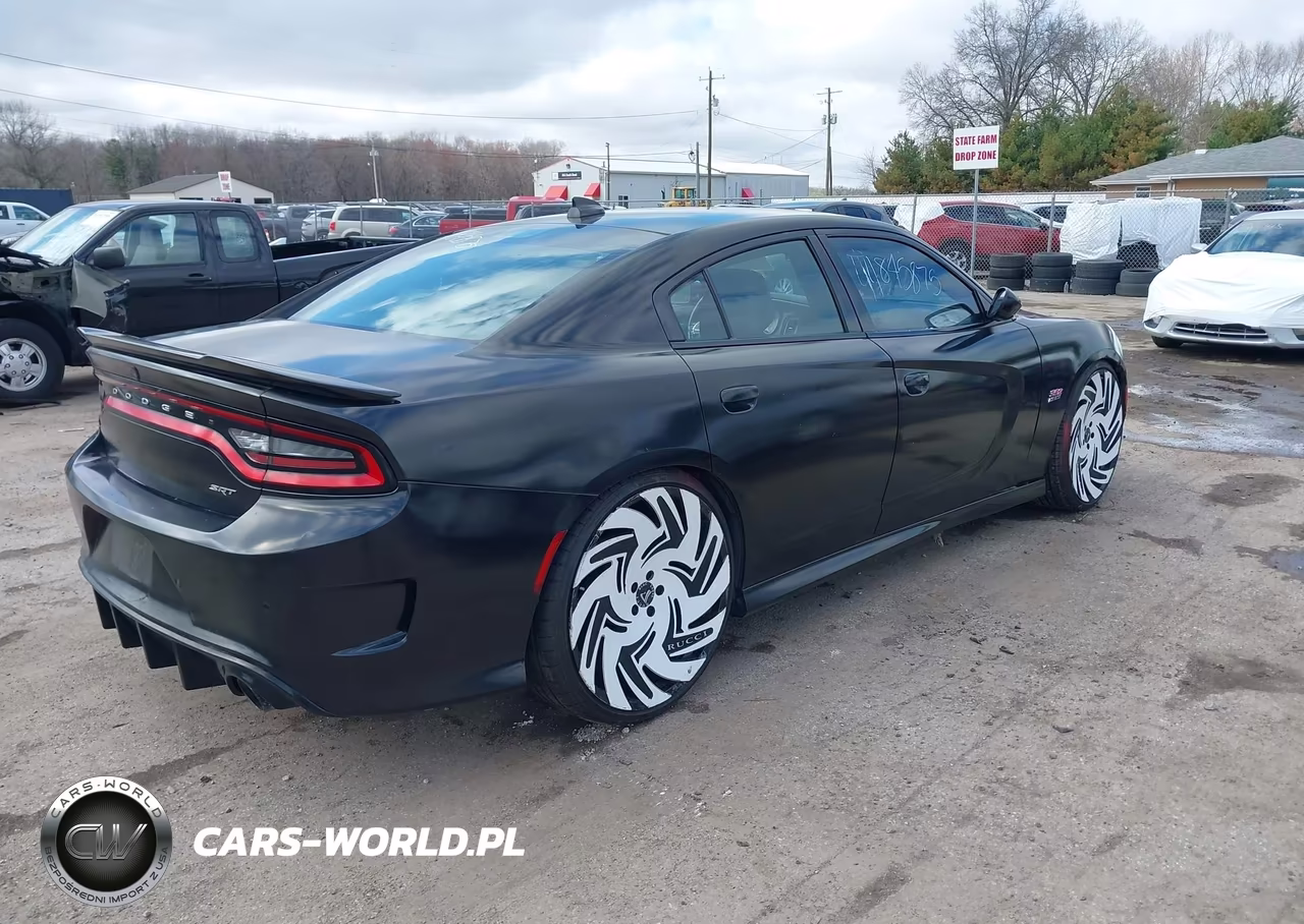 2015 Dodge Charger Srt 392 VIN:2C3CDXEJ0FH901616 - 4