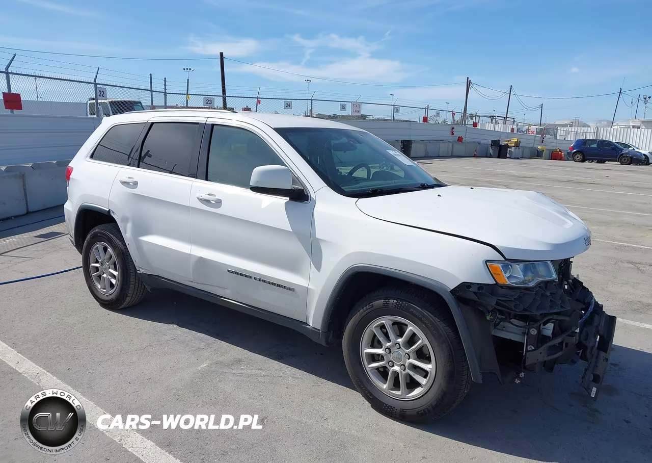 2019 Jeep Grand Cherokee Laredo 4X2
