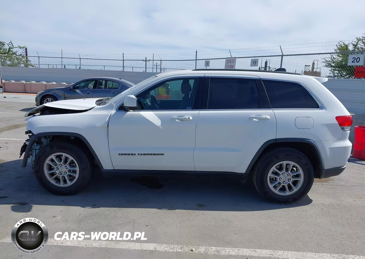 2019 Jeep Grand Cherokee Laredo 4X2 VIN:1C4RJEAGXKC681234 - 15