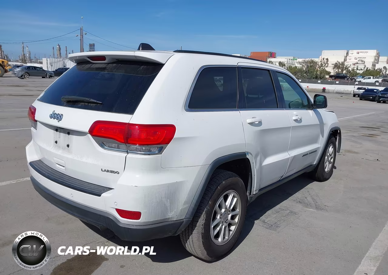 2019 Jeep Grand Cherokee Laredo 4X2 VIN:1C4RJEAGXKC681234 - 4
