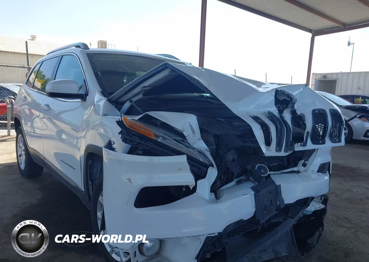 2015 Jeep Cherokee Latitude – zdjęcie 1 z 16