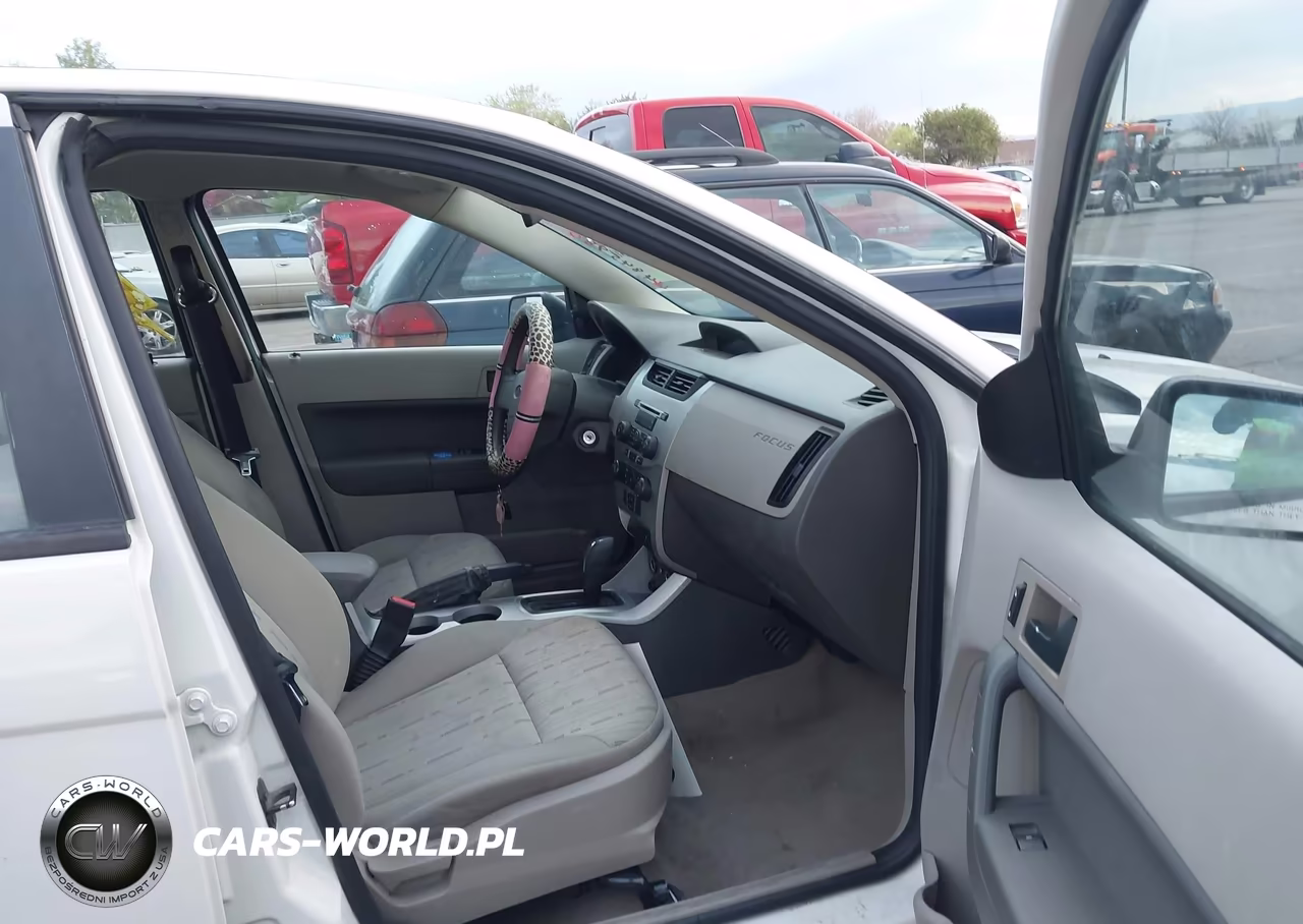 2011 Ford Focus Se VIN:1FAHP3FN2BW150183 - 5