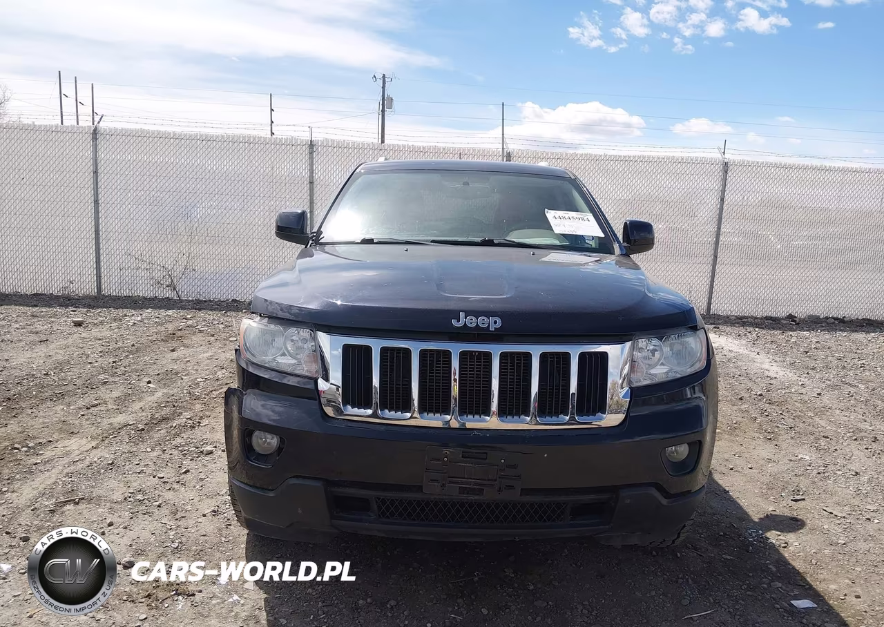 2011 Jeep Grand Cherokee Laredo VIN:1J4RR4GG7BC563405 - 12