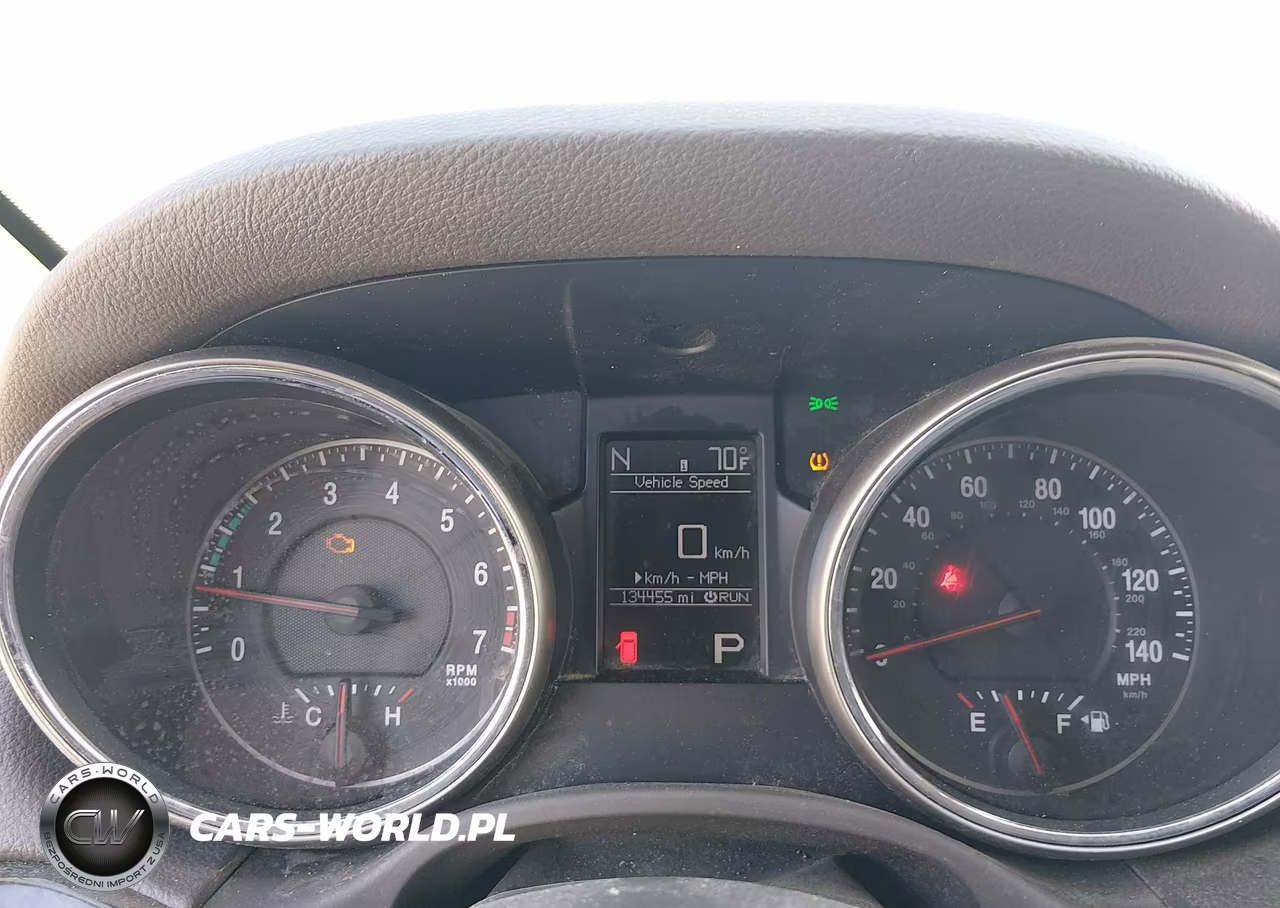 2011 Jeep Grand Cherokee Laredo VIN:1J4RR4GG7BC563405 - 7