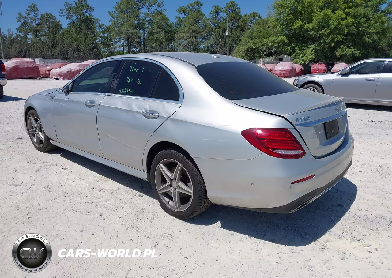 2017 Mercedes-Benz E 300 4Matic VIN:WDDZF4KBXHA203081 - 3