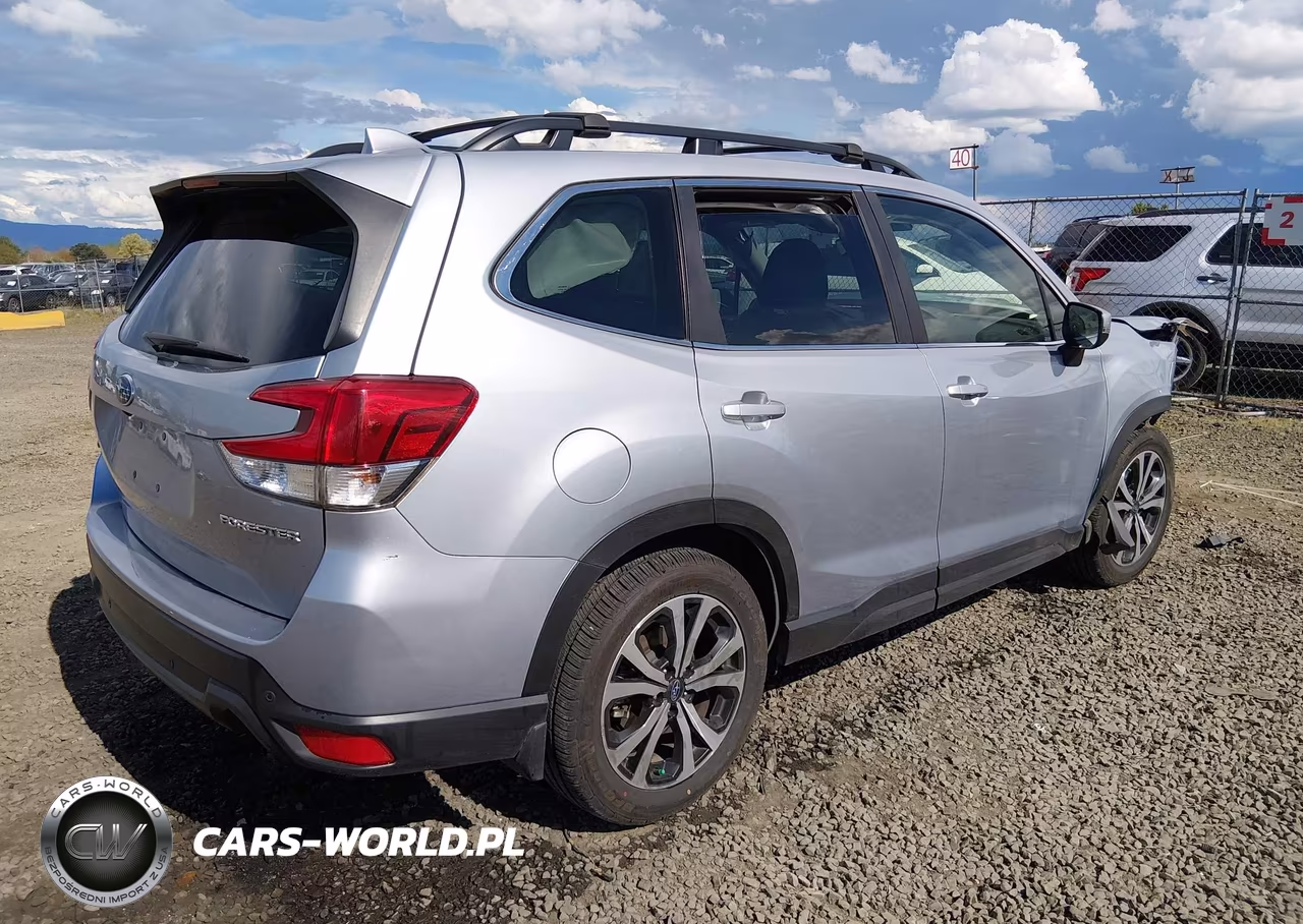 2022 Subaru Forester Limited VIN:JF2SKAPC5NH430612 - 4
