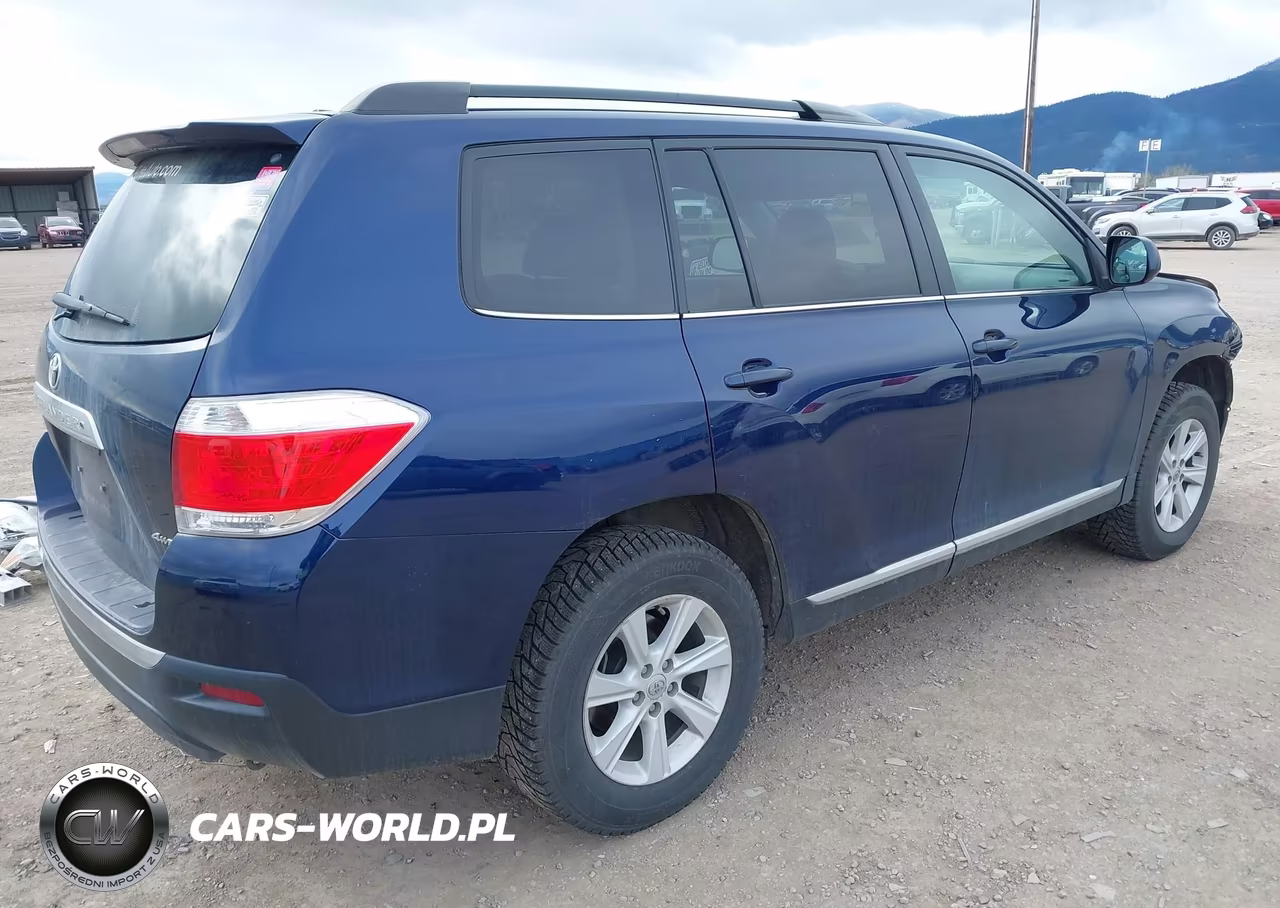 2013 Toyota Highlander Se V6 VIN:5TDBK3EH2DS199753 - 4