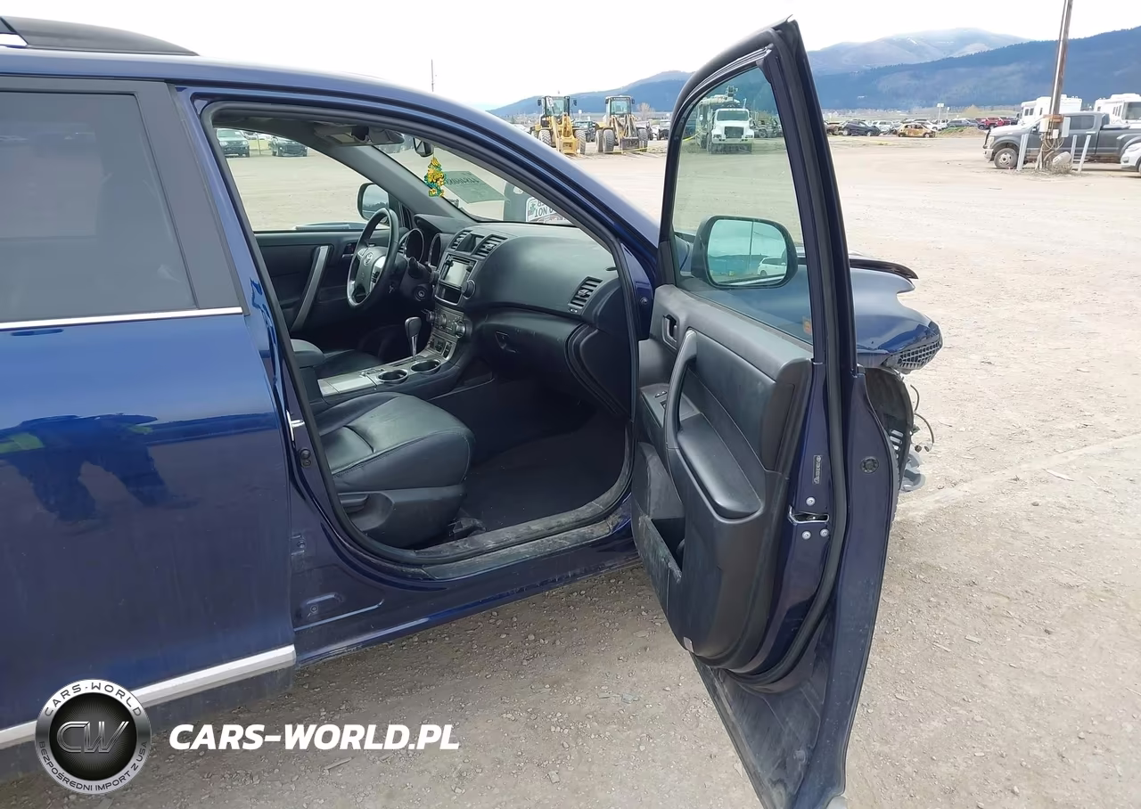 2013 Toyota Highlander Se V6 VIN:5TDBK3EH2DS199753 - 5