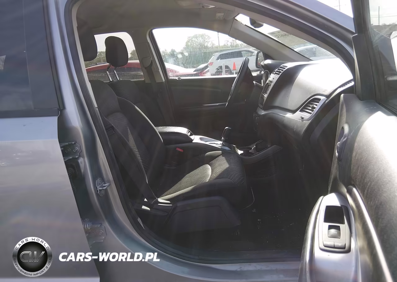 2020 Dodge Journey Se Value VIN:3C4PDCAB6LT247549 - 5