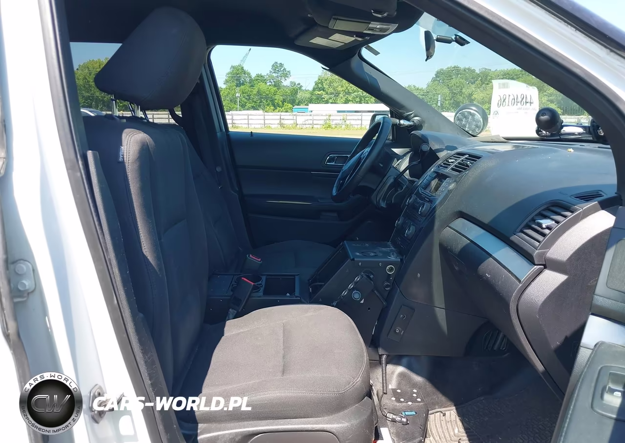 2018 Ford Police Interceptor Utility VIN:1FM5K8AT3JGC35326 - 5