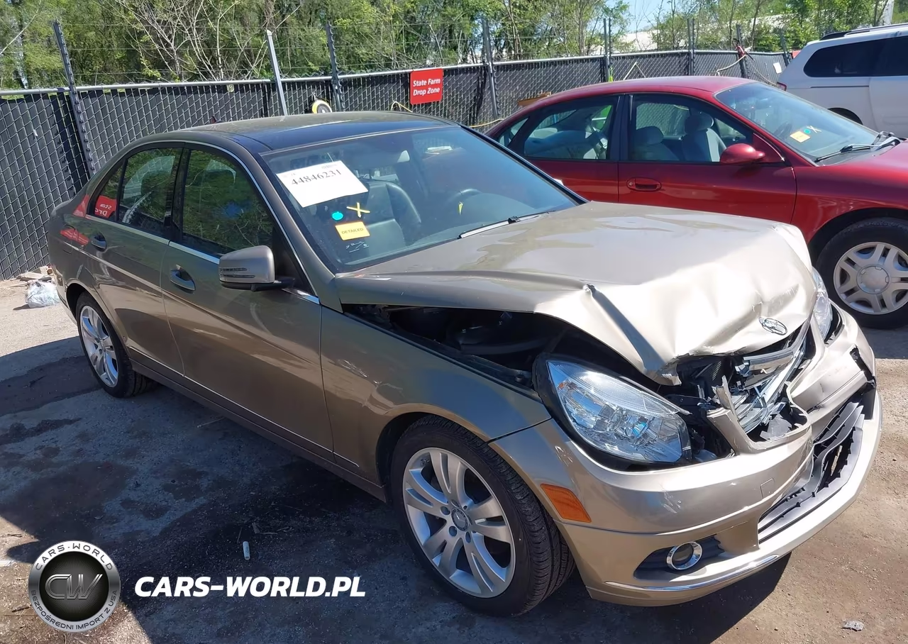 2011 Mercedes-Benz C 300 Luxury 4Matic-Sport 4Matic
