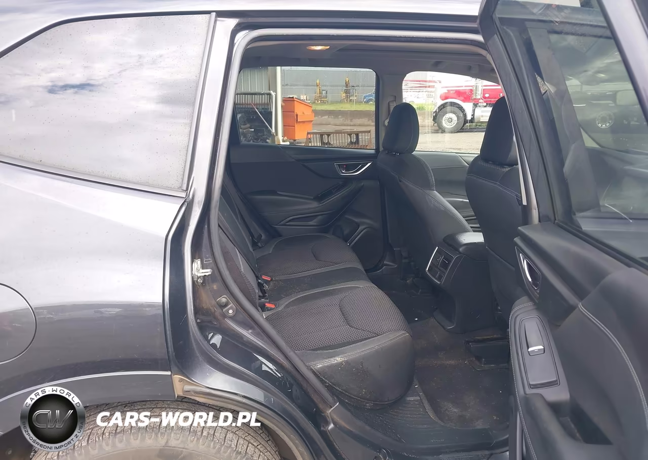2019 Subaru Forester Premium VIN:JF2SKAEC2KH535994 - 8